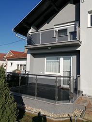 Ograde sa staklom